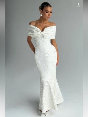 Babyboo | Emberly Maxi Dress - Ivory Strapless Gown with Oversized Bow